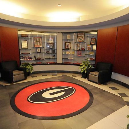 Georgia Gameday Center Hotel Атенс Интериор снимка