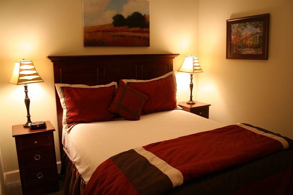Georgia Gameday Center Hotel Атенс Екстериор снимка