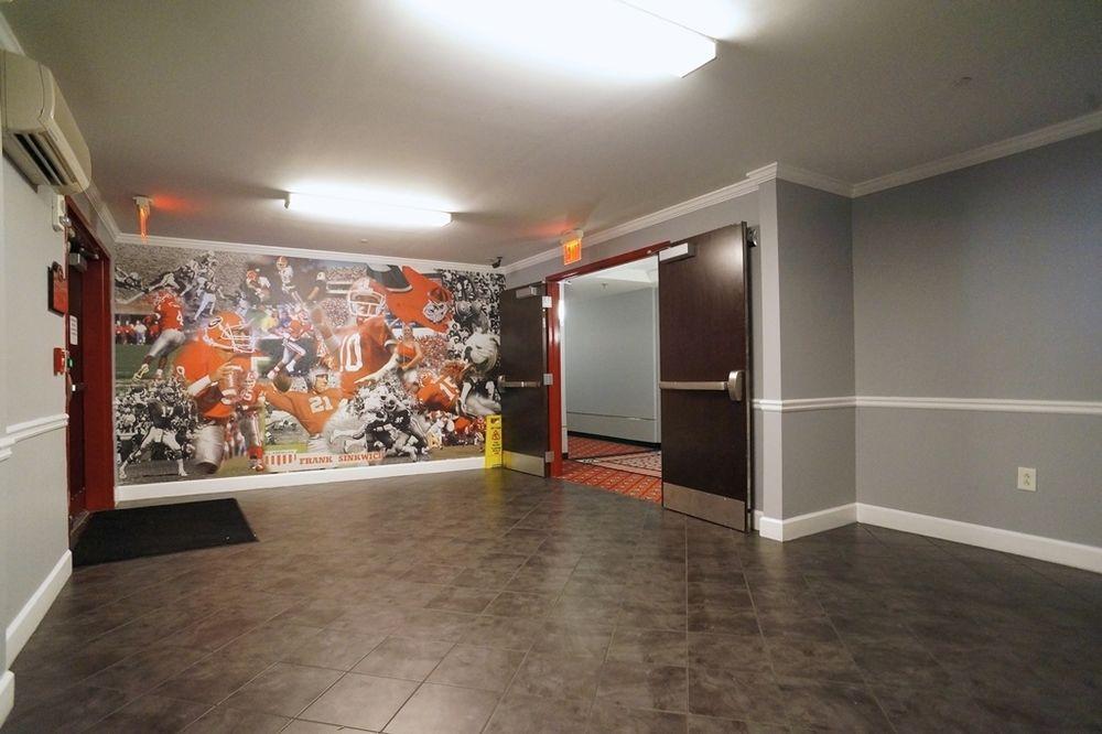 Georgia Gameday Center Hotel Атенс Екстериор снимка