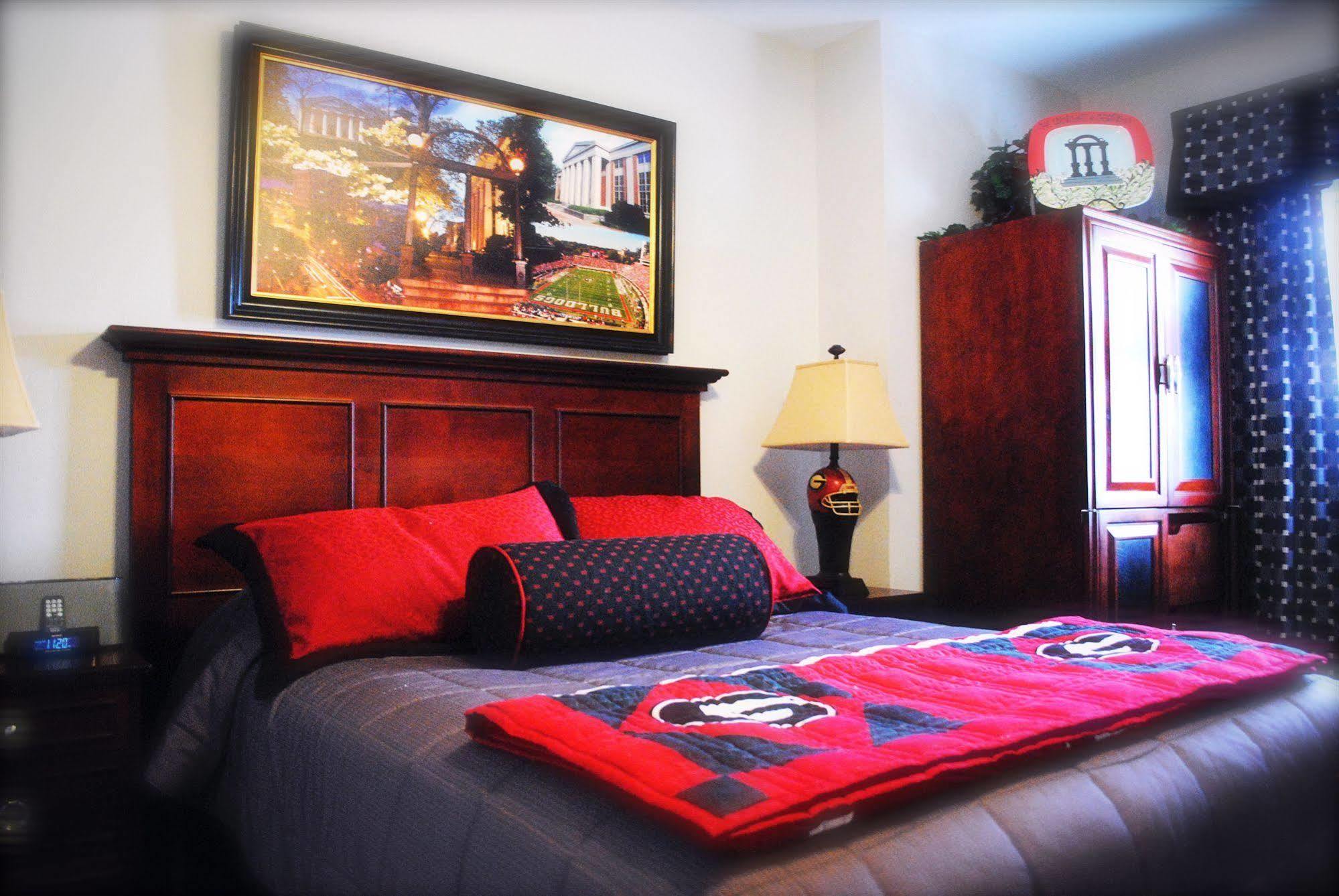 Georgia Gameday Center Hotel Атенс Екстериор снимка