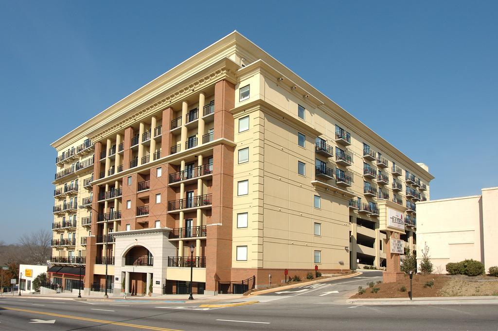Georgia Gameday Center Hotel Атенс Екстериор снимка