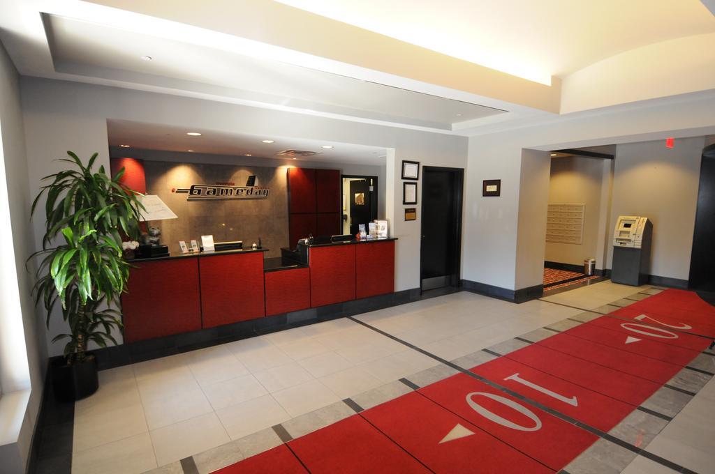Georgia Gameday Center Hotel Атенс Екстериор снимка